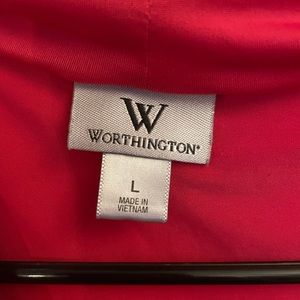 Women’s sleeveless pink blouse